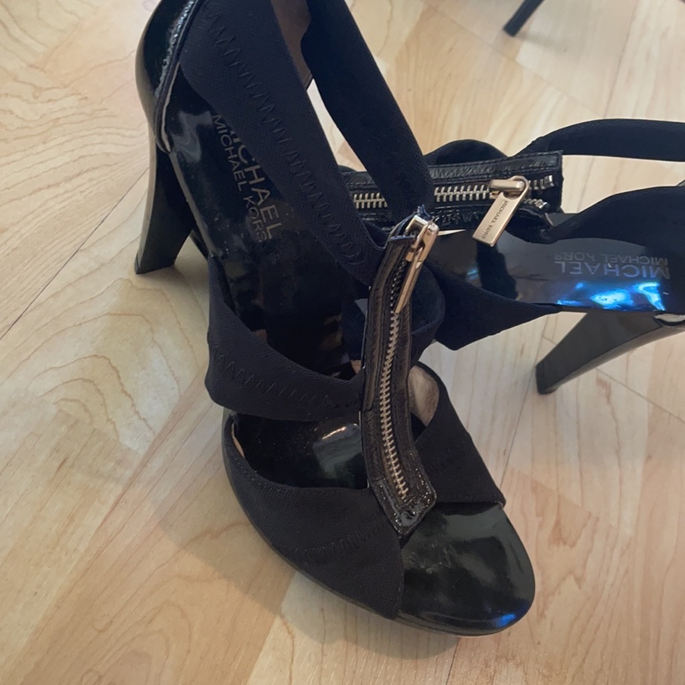 Black Michael Kors Heels good zipper